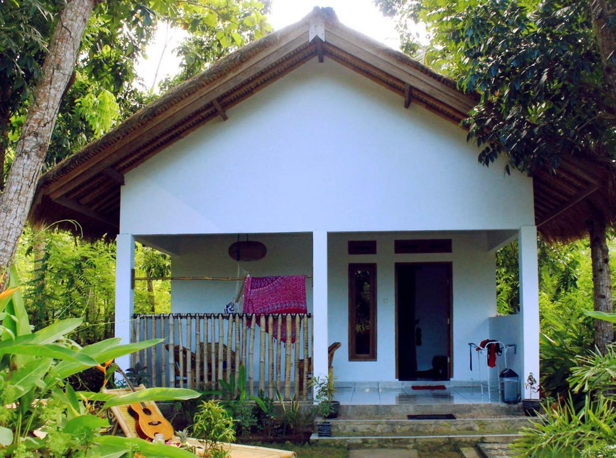 Апартаменты Rimba Bungalow Kuta  Экстерьер фото